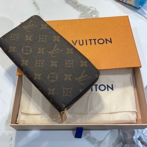 Louis Vuitton wallet